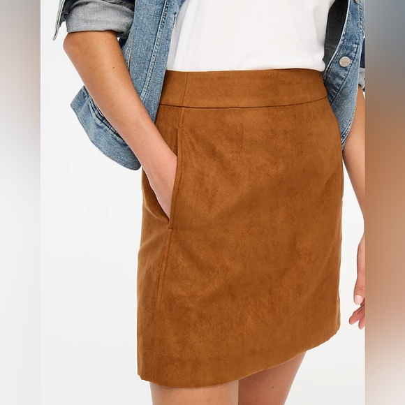 241 J.CREW Faux-suede mini skirt - Picture 2 of 4